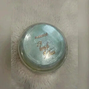 Vintage 1970s 1980s Faberge “A Touch of Class” Perfumed Bath Body Powder